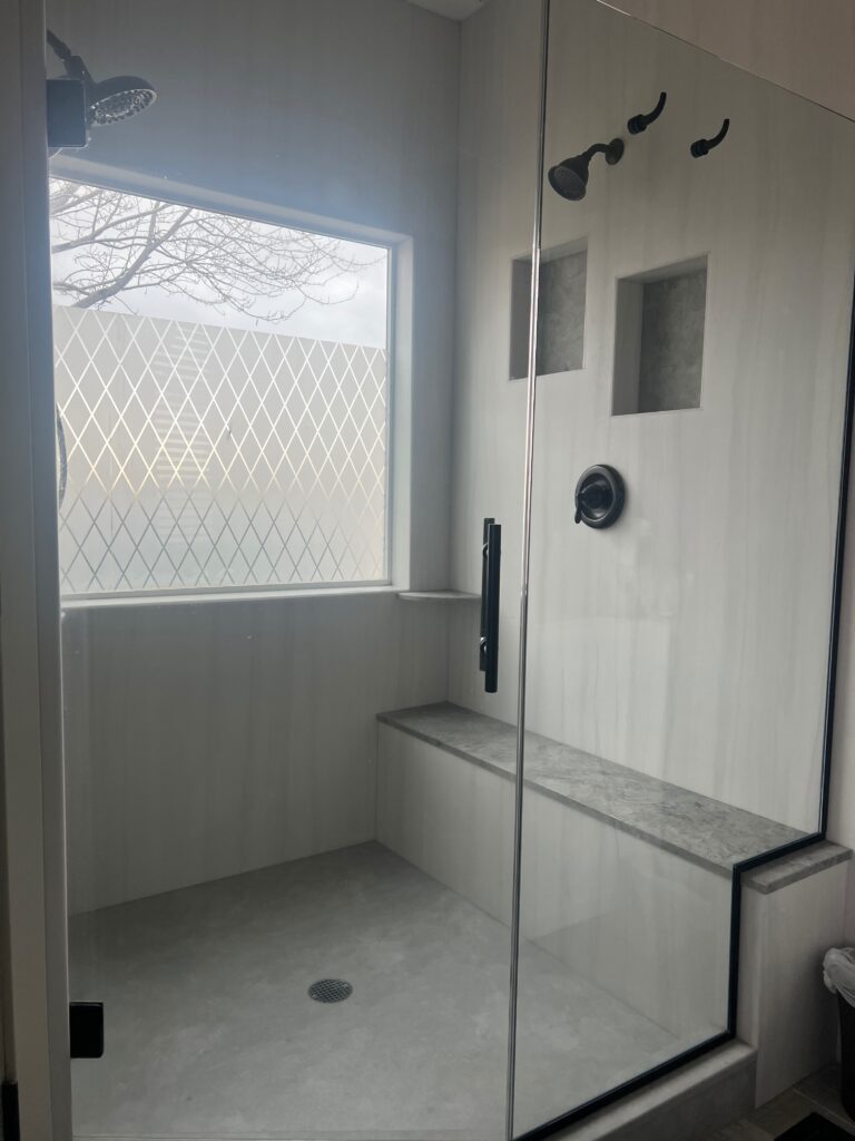 Shower with base and Shower door